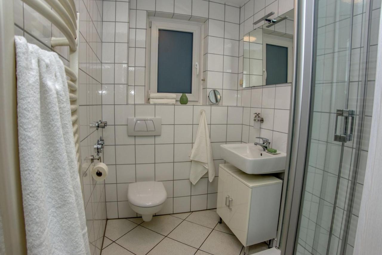 Appartement Mit Balkon Westfalenhalle Und Universitaet Fusslaeufig Dortmund Eksteriør bilde